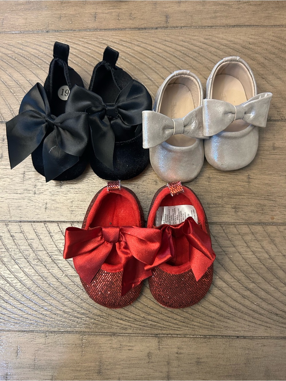 Size 1 / 0-3M Kids Bow Mary Jane Shoes - Black, Silver, Red